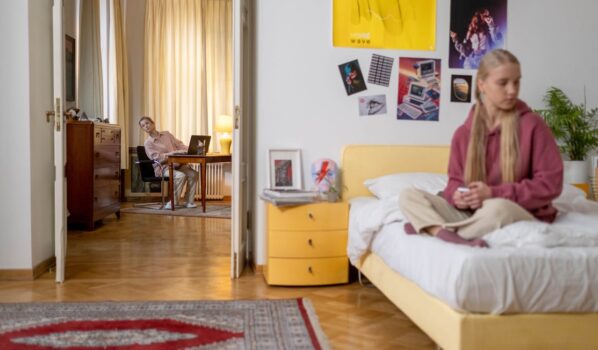 7 Mental Health Red Flags Every Parent Should Watch for in Their Teen
