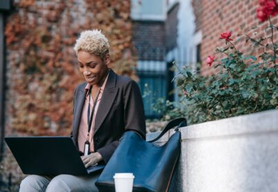 Can Adults Continue Working While in a Partial Hospitalization Program?